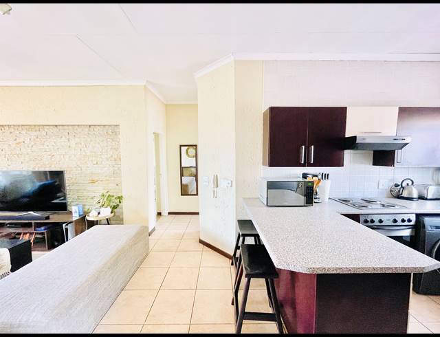 2 BEDROOM APARTMENT RENTED IN PAULSHOF